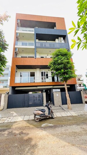 4 BHK Builder Floor For Sale in Ansal Sushant Floors, Sushant Lok ii