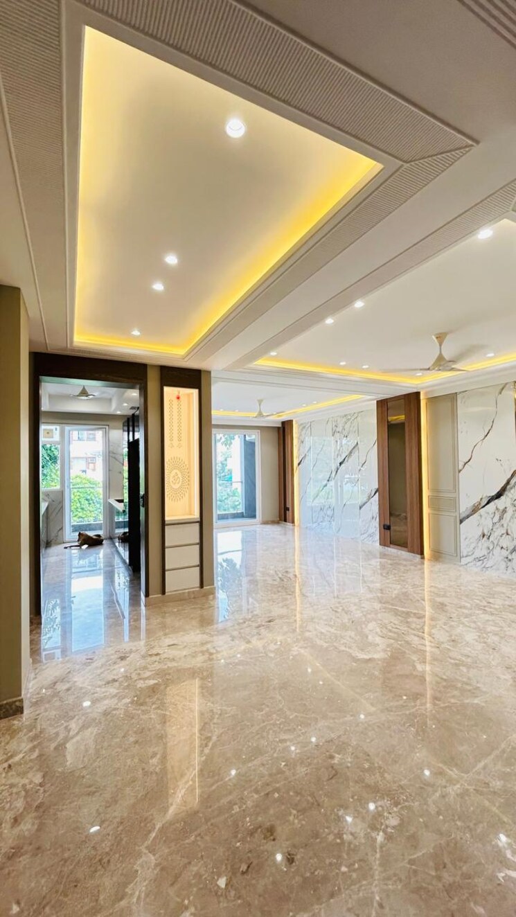 Room, ansal-sushant-floors 4 Bedroom 280 Sq.Yd. Builder Floor In Sushant Lok ii Gurgaon 8931065