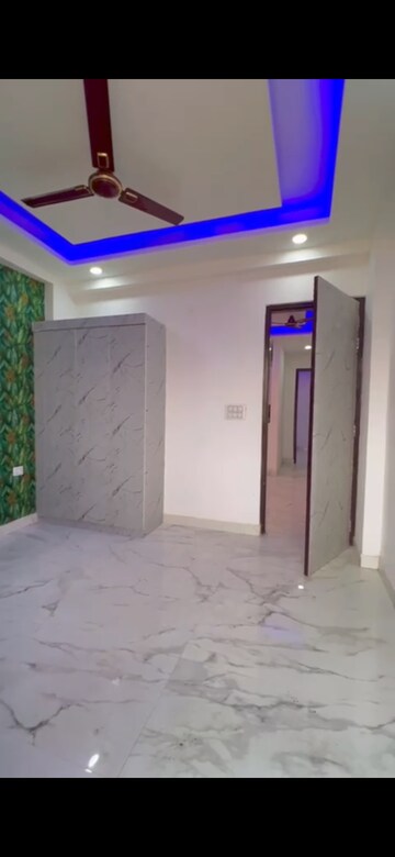 2 BHK Builder Floor For Sale in Vaishnav Apartments, Sector 73