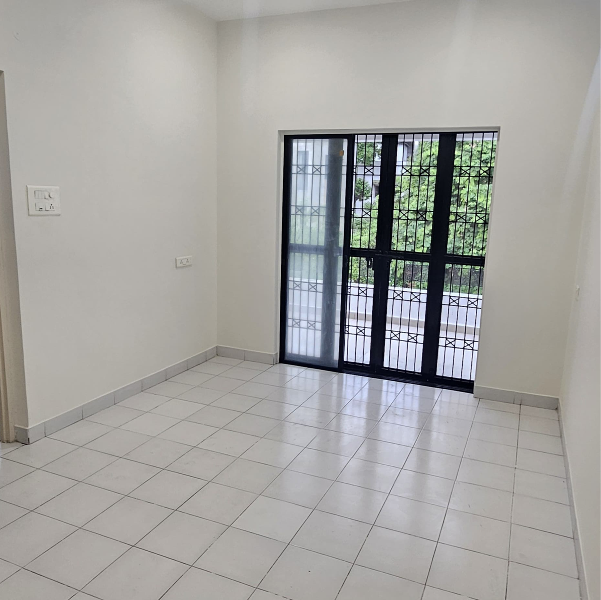 3 BHK + Extra Room 1700 Sq.Ft. Independent House in La Chapelle