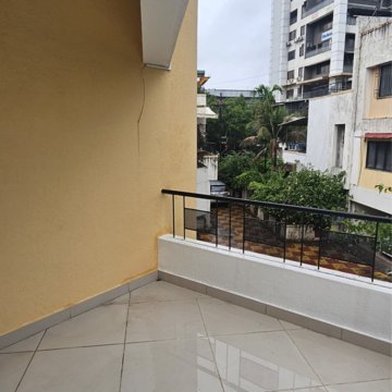 Balcony in 3 BHK Independent House at La Chapelle, Someshwarwadi – for Rent