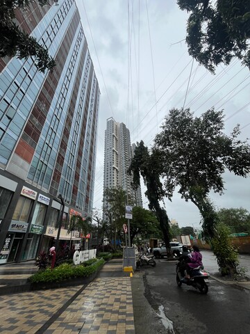  Office Space – Exterior View View at Wadhwa The Gateway, Nahur Gaothan - for Rent