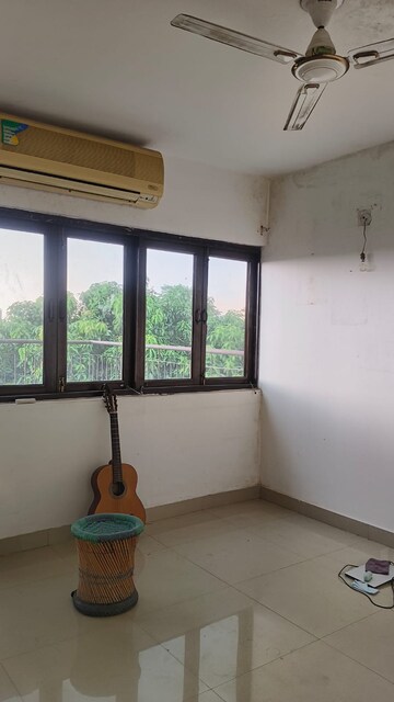 Room in 2 BHK Builder Floor at Saket – for Rent
