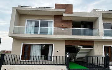 5 BHK Independent House For Sale in Sector 15