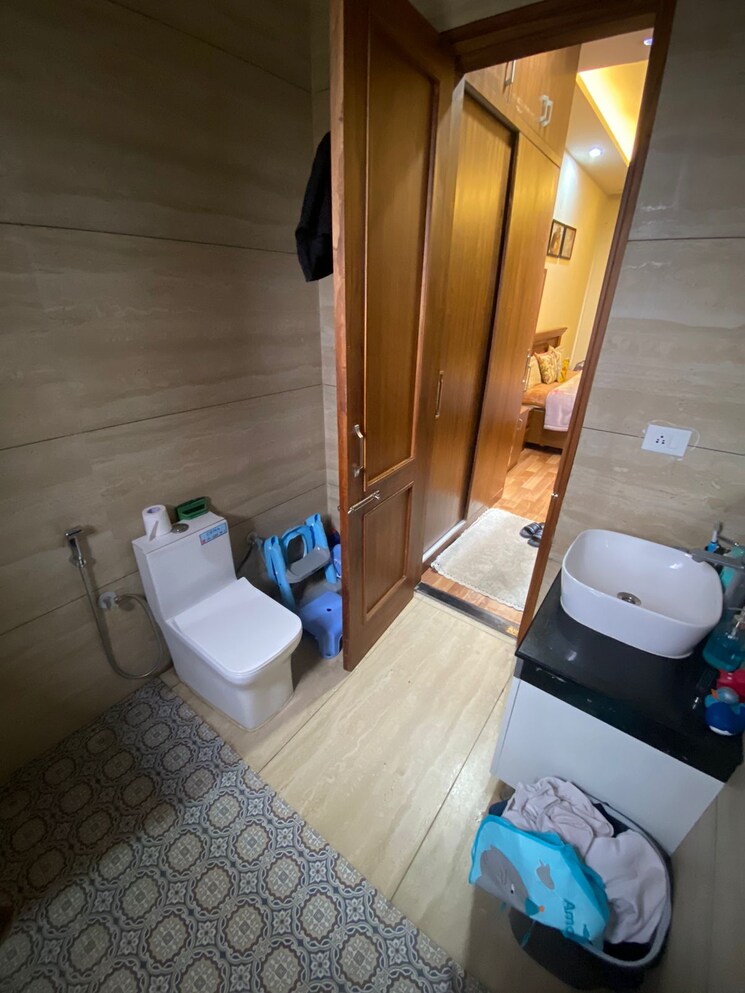 Bathroom, sector 116 3 Bedroom 250 Sq.Yd. Independent House In Sector 116 Mohali 8931085