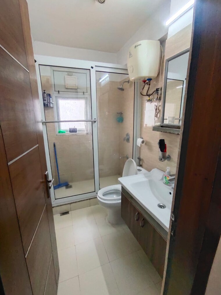 Bathroom, tulip-purple 4 Bedroom 2400 Sq.Ft. Apartment In Sector 69 Gurgaon 8931114