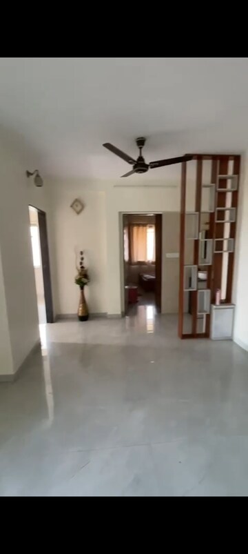 Room in 2 BHK Apartment at Vartak Nagar – for Sale