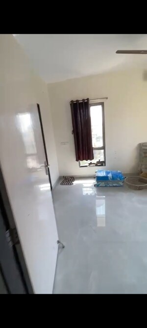2 BHK Apartment For Sale in Vartak Nagar
