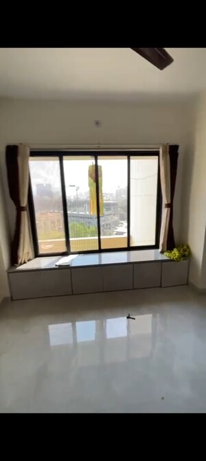 Room in 2 BHK Apartment at Vartak Nagar – for Sale
