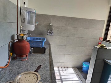 Master Bedroom in 2 BHK Apartment at Shree Radhe, Viman Nagar – for Rent