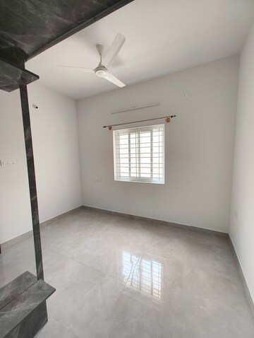 Room in 2 BHK Builder Floor at Indiranagar – for Rent