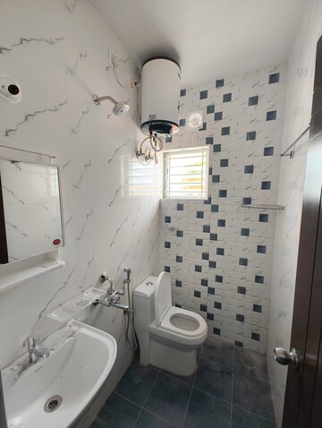 Bathroom in 2 BHK Builder Floor at Indiranagar – for Rent