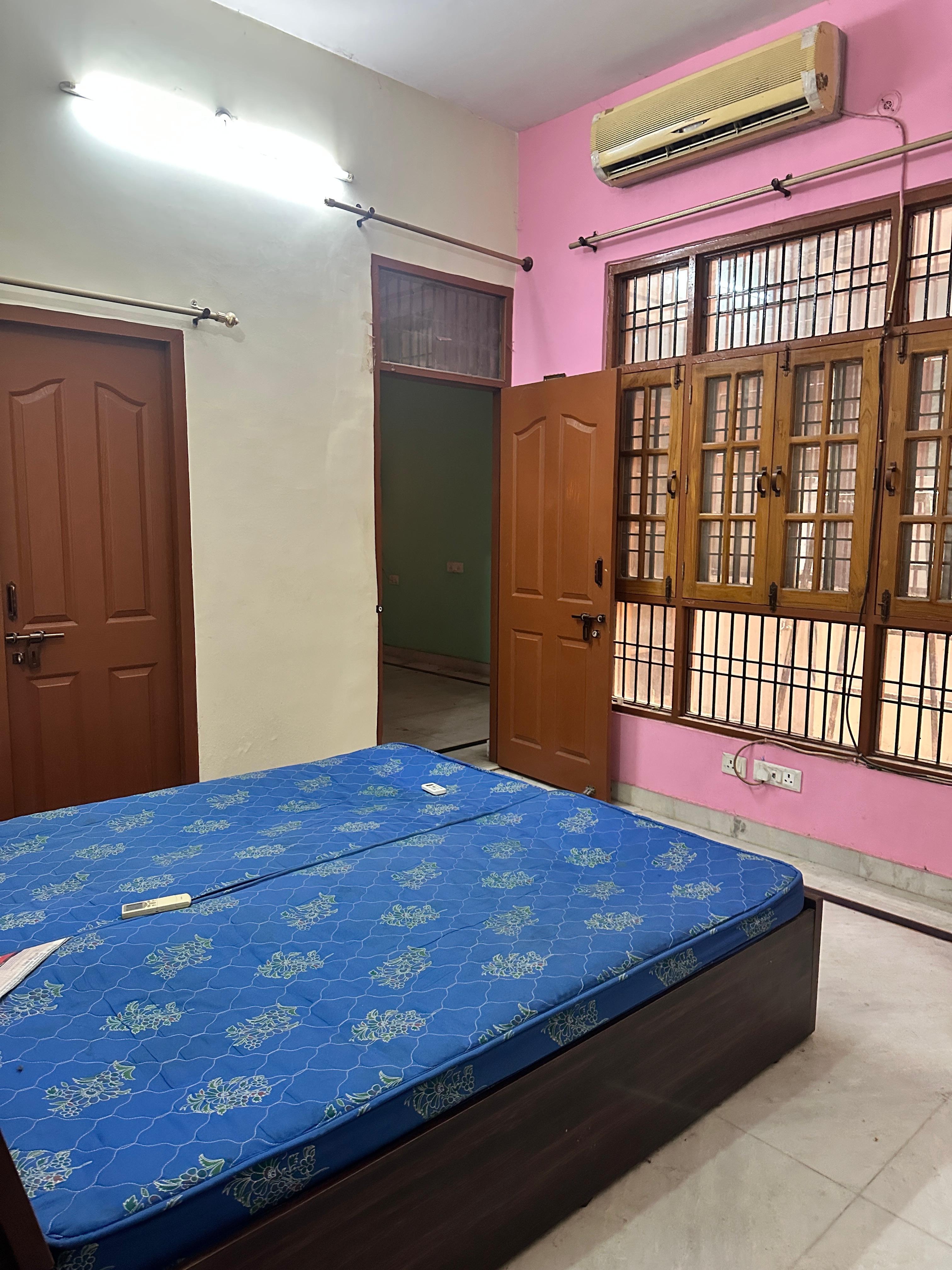 1 BHK + Pooja Room Independent House For Rent in Pratap Properties 