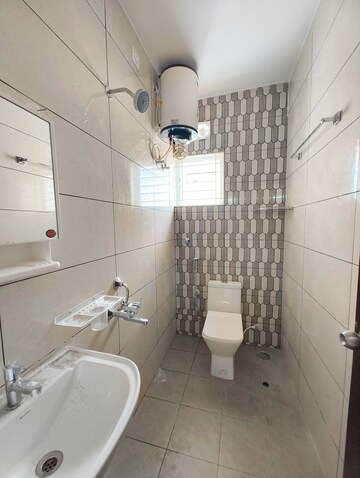 Bathroom in 2 BHK Builder Floor at New Thippasandra – for Rent