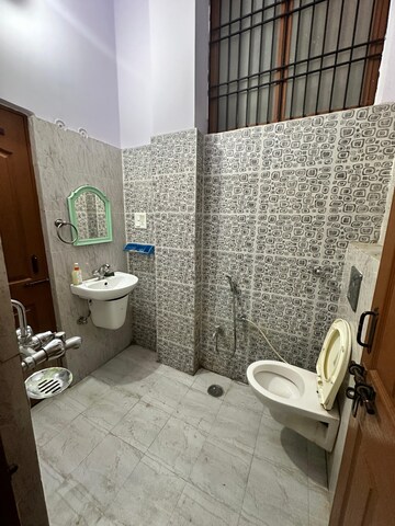 Bedroom in 1 BHK Independent House at Gomti Nagar – for Rent
