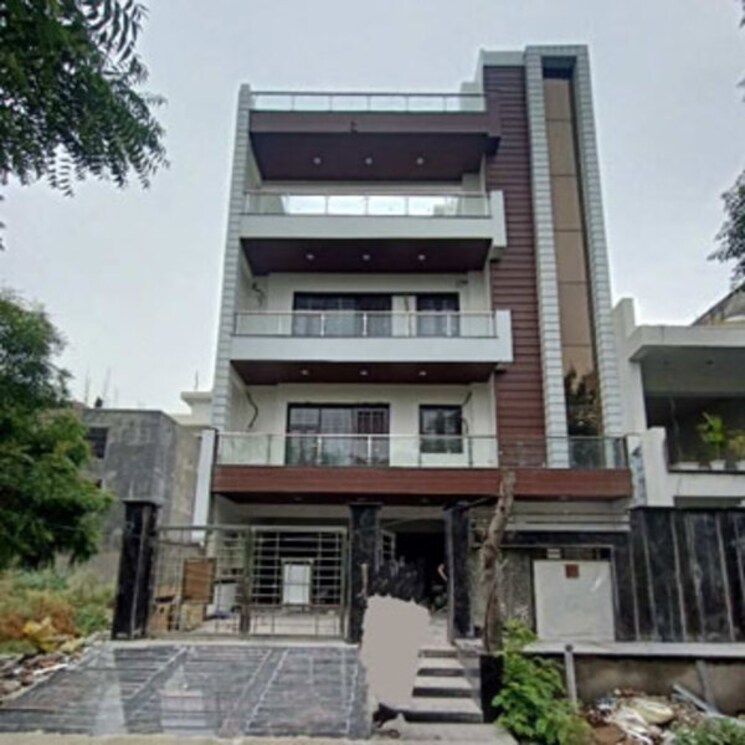 Listing Cover Image