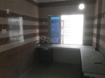 Parking in 3 BHK Apartment at Behala Chowrasta – for Sale