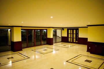 Room in 4 BHK Apartment at Legacy Celino, Thanisandra – for Sale