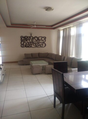 2 BHK Apartment For Rent in Jaypee Greens Star Court, Jaypee Greens