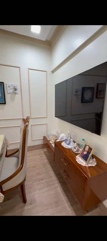 Furnished Amenities in 2 BHK Apartment at Melbourne Apartment, Andheri West – for Rent