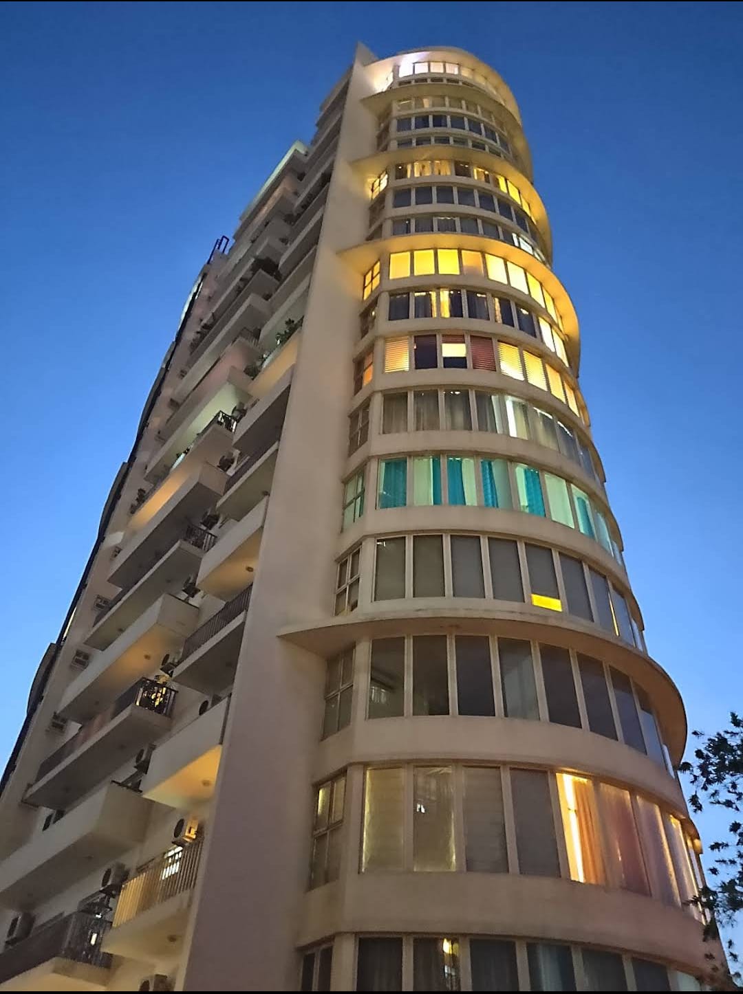 3 BHK + Servant Room 1996 Sq.Ft. Apartment in Emaar The Palm Drive-The Sky Terraces