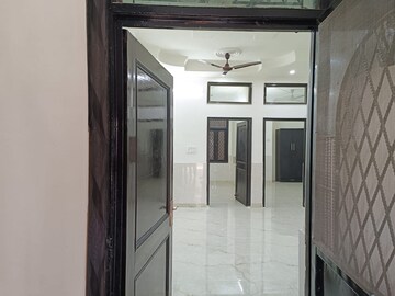 Building Lobby in 3 BHK Builder Floor at Shakti Khand – for Rent