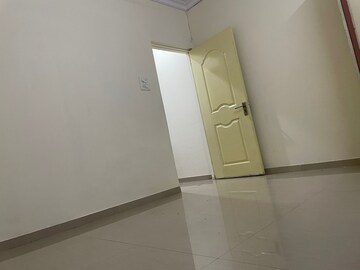 Room in 2 BHK Apartment at Mahavir Heritage CHS, Kharghar Sector 35g – for Rent