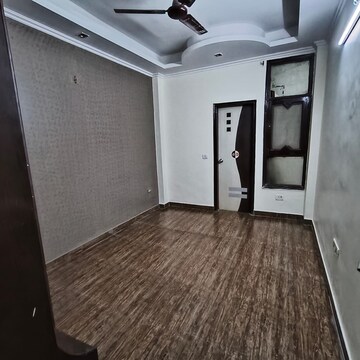 Bedroom in 3 BHK Builder Floor at Niti Khand – for Rent