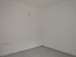 Room in 2 BHK Apartment at Casagrand Boulevard, Hennur Road – for Sale