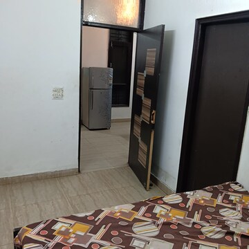 Furnished Amenities in 3 BHK Builder Floor at Niti Khand – for Rent