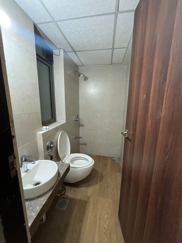Bathroom, spenta-alta-vista 1 Bedroom 443 Sq.Ft. Apartment In Chembur Mumbai 8931349