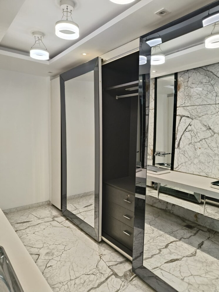 Kitchen, panchsheel park 4 Bedroom 7200 Sq.Ft. Builder Floor In Panchsheel Park Delhi 8931421