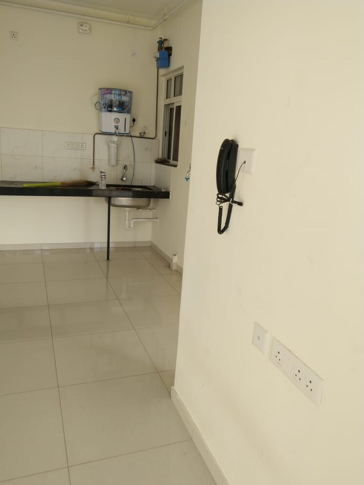 Bathroom, kolte-patil-life-republic 1 Bedroom 500 Sq.Ft. Apartment In Hinjewadi Pune 8931441