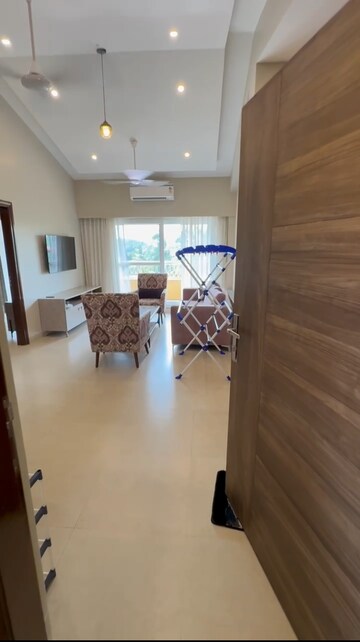 Room in 3 BHK Apartment at Candolim – for Sale