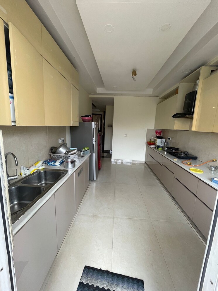 Kitchen, tata-gurgaon-gateway 3 Bedroom 2215 Sq.Ft. Apartment In Sector 112 Gurgaon 8931527