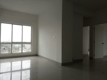 Room in 3 BHK Apartment at Eden Tolly Signature Plus, Tollygunge – for Rent