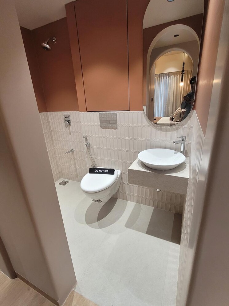 Bathroom, suncity-complex 2 Bedroom 792 Sq.Ft. Apartment In Powai Mumbai 8931528