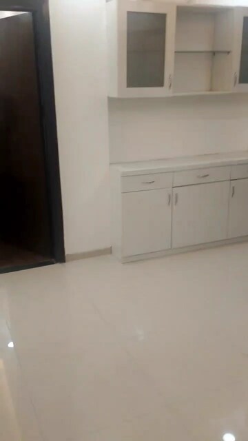 3 BHK Builder Floor For Sale in BPTP Parkland Pride, Sector 77