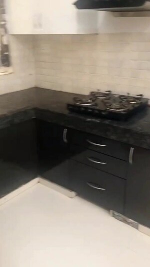 Kitchen in 3 BHK Builder Floor at BPTP Parkland Pride, Sector 77 – for Sale