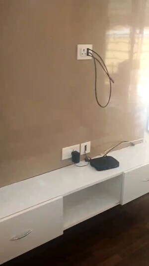 Bathroom in 3 BHK Builder Floor at BPTP Parkland Pride, Sector 77 – for Sale