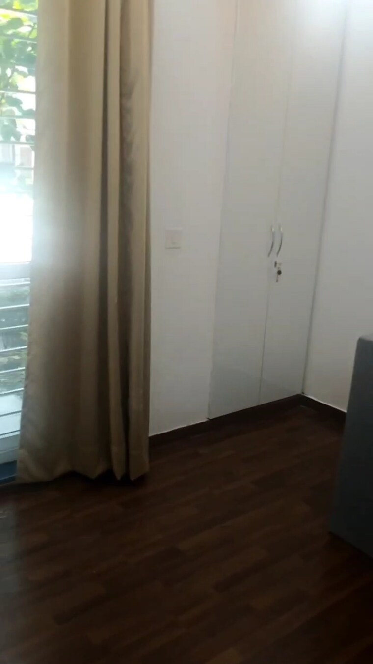 Room, bptp-parkland-pride 3 Bedroom 190 Sq.Yd. Builder Floor In Sector 77 Faridabad 8931571