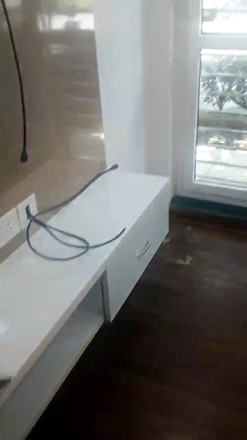 Kitchen in 3 BHK Builder Floor at BPTP Parkland Pride, Sector 77 – for Sale