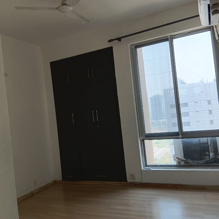 Room, pioneer-park-phase-1 3 Bedroom 2250 Sq.Ft. Apartment In Sector 61 Gurgaon 8931586