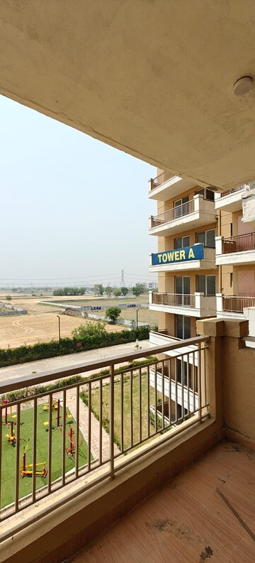 2 BHK Apartment – Exterior View View at Ansal Highland Park, Sector 103 - for Rent