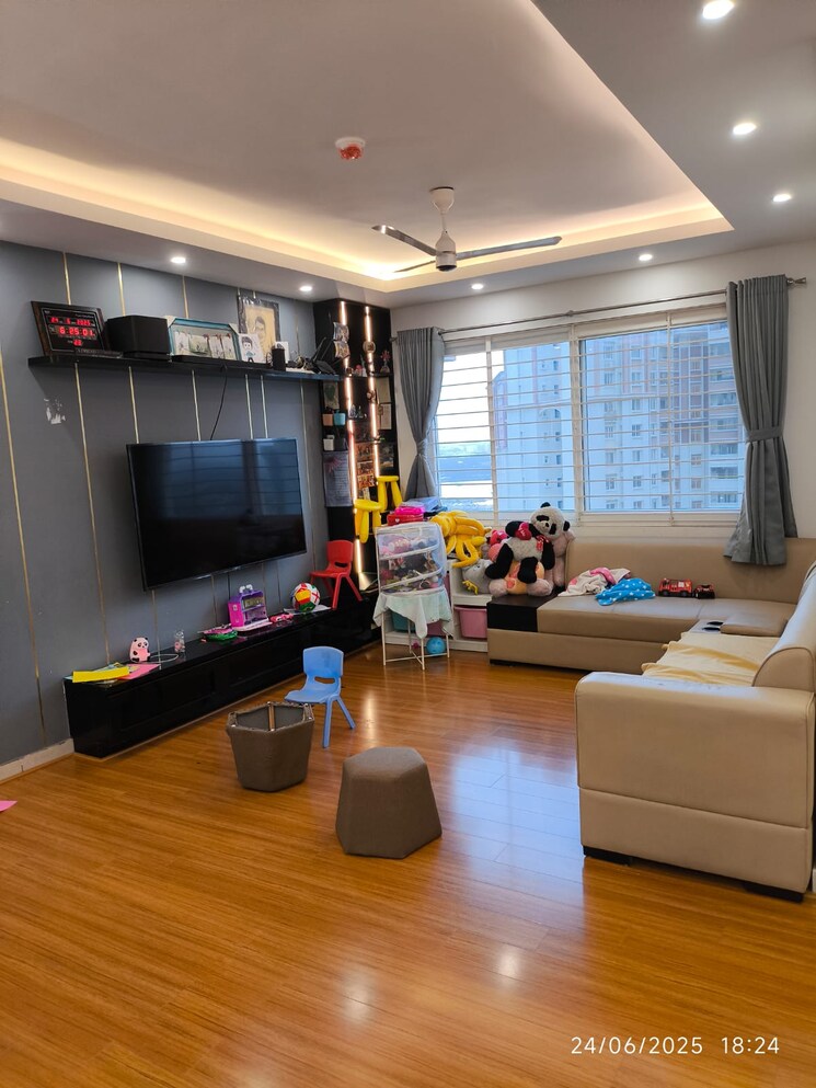 Living Room, prestige-lakeside-habitat 3 Bedroom 2280 Sq.Ft. Apartment In Varthur Bangalore 8931601