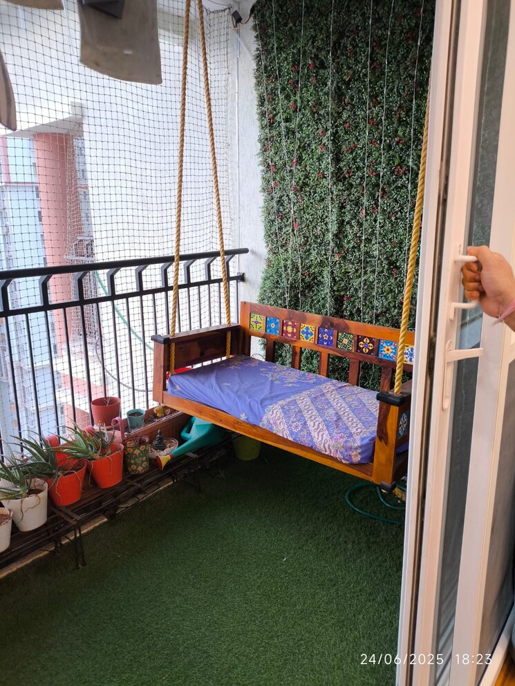 Balcony, prestige-lakeside-habitat 3 Bedroom 2280 Sq.Ft. Apartment In Varthur Bangalore 8931601