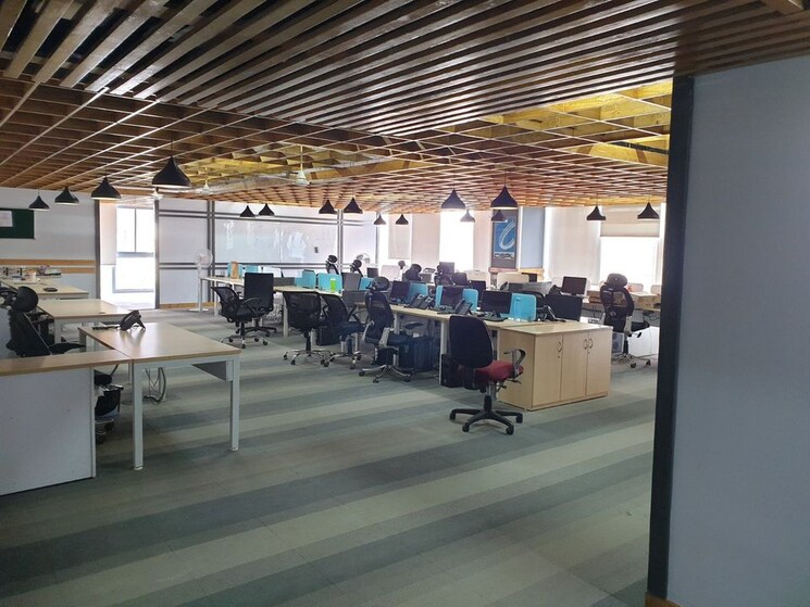 Gym, vijay nagar Commercial Office Space 1600 Sq.Ft. In Vijay Nagar Indore 8931566