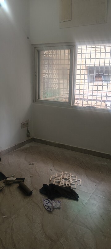 Balcony in 1.5 BHK Apartment at Arawali Apartments, Sector 52 – for Rent