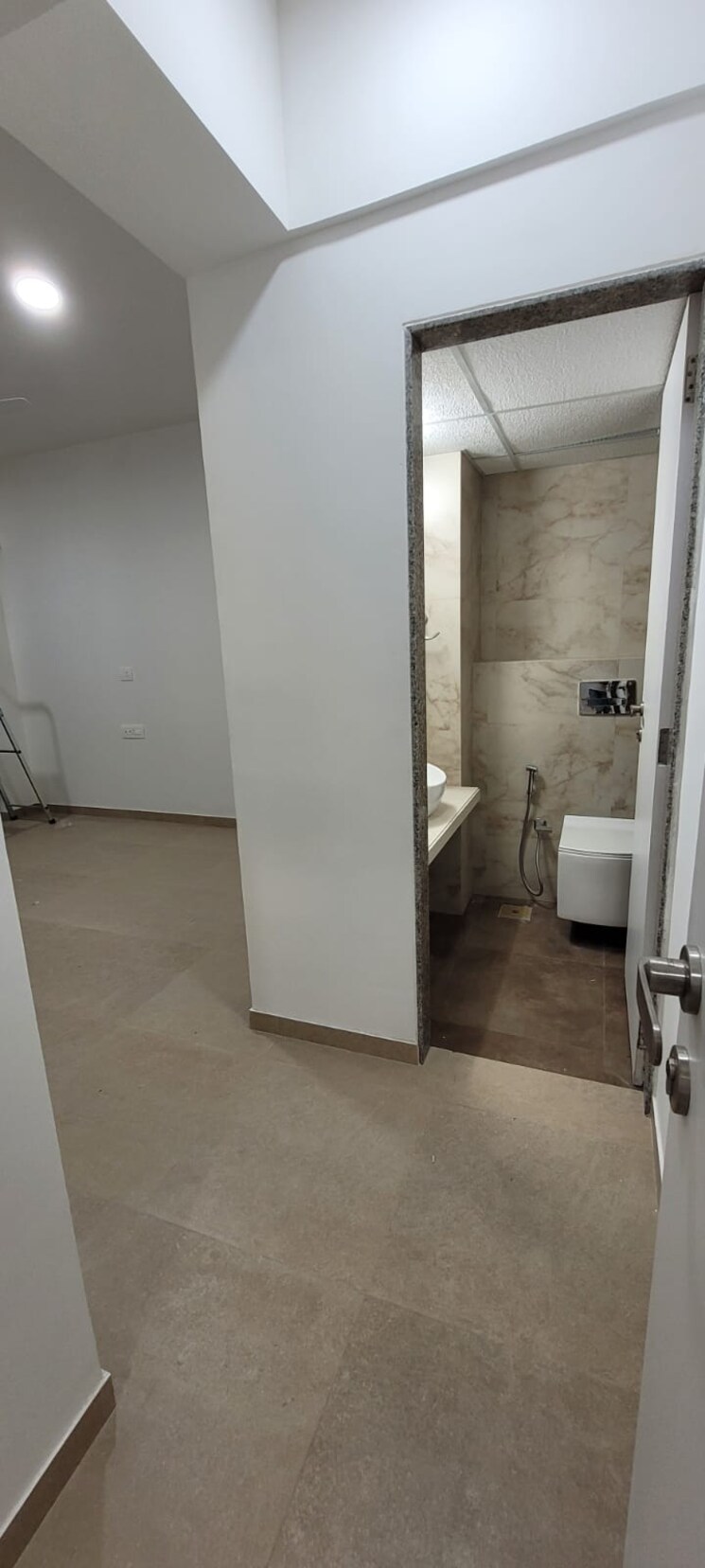 Bathroom, kanakia-silicon-valley 2 Bedroom 750 Sq.Ft. Apartment In Powai Mumbai 8931590