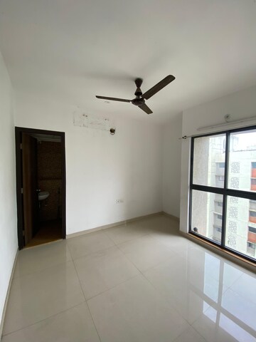 Room in 1 BHK Apartment at Lodha Palava City, Dombivli East – for Rent